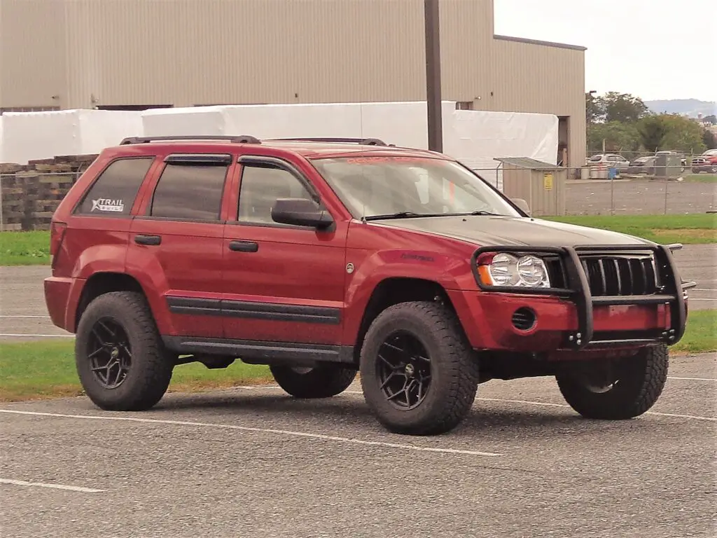 2005 Jeep Grand Cherokee Lifted