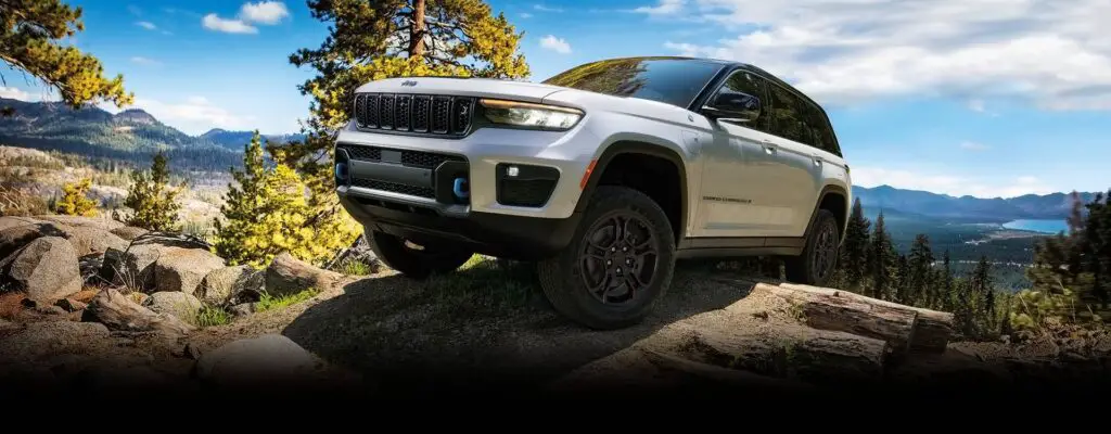 Jeep Grand Cherokee Lifted: Ultimate Off-Road Adventure